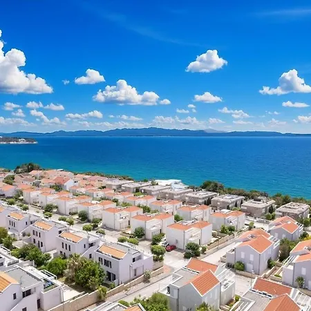 Sunny 1-bedroom 1211 Lejlighed *