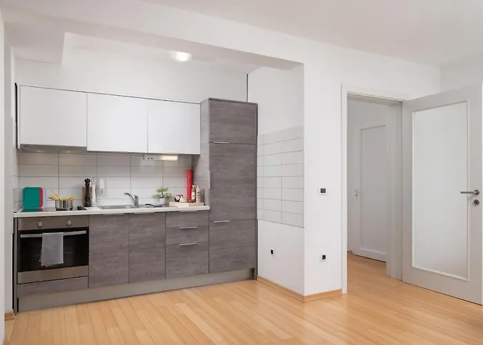 Lejlighed Sunny 1-bedroom 1211 *