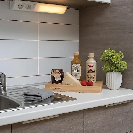 Sunny 1-bedroom 1211 Appartement