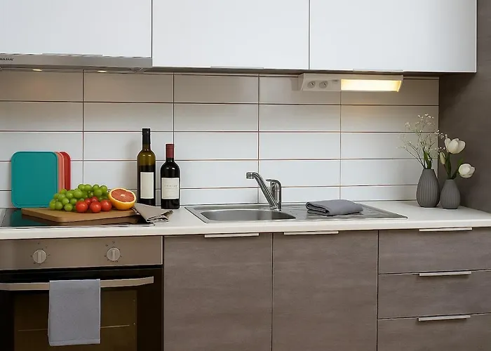 Sunny 1-bedroom 1211 Apartamento Petrcane